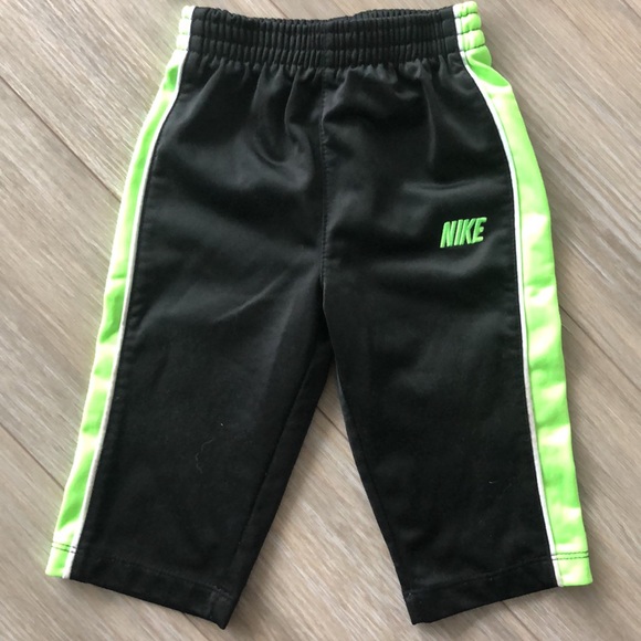 Black & Green Nike track suit - Picture 3 of 5